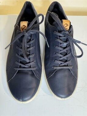 ECCO Soft 7 Men’s Navy Blue Leather Lace Up Sneakers